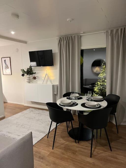 Arctic Circle Guesthouse روفانييمي المظهر الخارجي الصورة