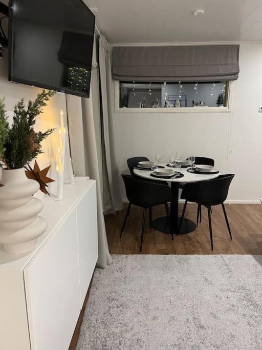 Arctic Circle Guesthouse روفانييمي المظهر الخارجي الصورة